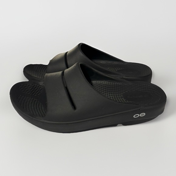 Oofos Unisex Ooahh Black Slip On Slide Recovery Sandals US M5 W7 - Picture 1 of 8